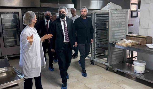 Şırnak'ta 3 bin aileye umut olan hizmet: Yemek üretim süreci yerinde incelendi