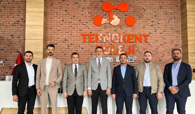 Sivas Teknokent Koleji'nde kariyer programları sürüyor