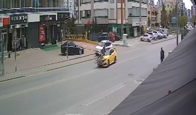 Taksi bisikletle çarpıştı: 1 yaralı