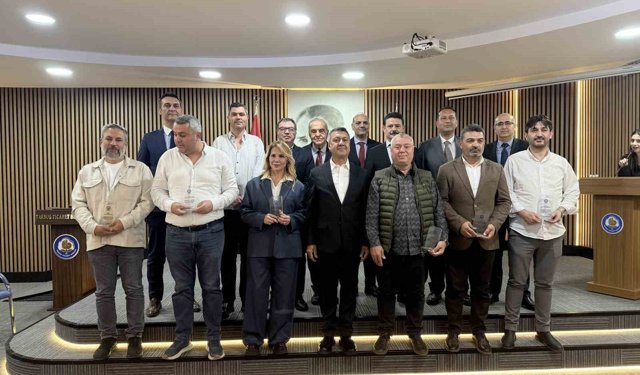 Tarsus'ta ekonomiye değer katanlara ödül