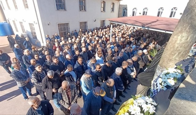 Tekirdağ Valisinin ağabeyi Sakarya'da son yolculuğuna uğurlandı