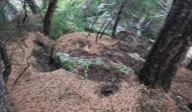 Tokat'ta heyelan ve kaya düşmesi nedeniyle 13 daire tahliye edildi