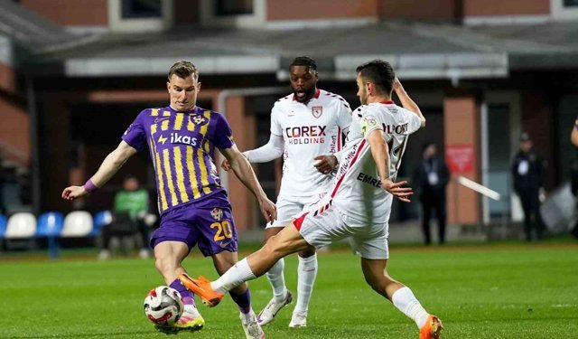 Trendyol Süper Lig: Eyüpspor: 0 - Samsunspor: 0 (Maç devam ediyor)