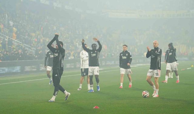 Trendyol Süper Lig: Fenerbahçe: 0 - Beşiktaş: 0 (Maç devam ediyor)