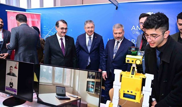 'Uluslararası Eskişehir Yapay Zekâ Zirvesi' düzenlendi