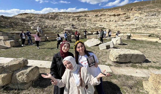 Üniversite öğrencilerinden binlerce yıllık tarihe yolculuk