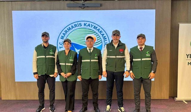 Yeşilay, Marmaris'te 'Bağımsız Gelecek' için masa tenisi turnuvası düzenledi
