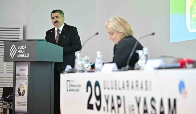 Yıldırım geleceği inşa ediyor