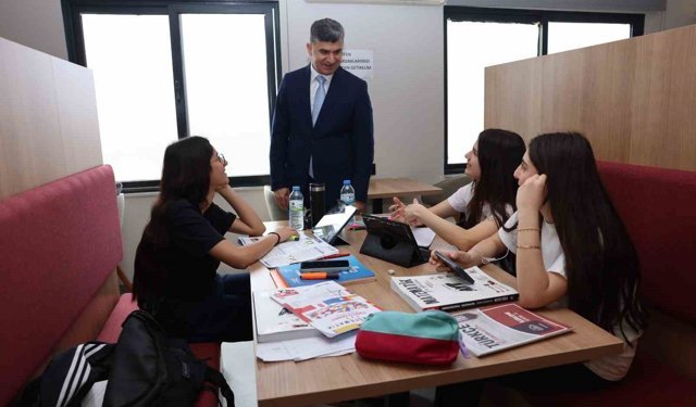 Akdeniz'de ikinci 'Bilgi Limanı Kütüphanesi' hizmete girdi