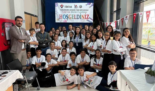 Akgedik TOKİ Ortaokulu'nda bilim şöleni