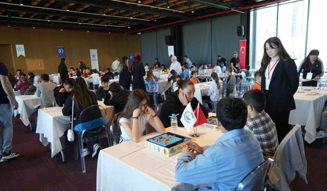 Akıl oyunları: Çocuklar akıl ve zekalarını yarıştırdı