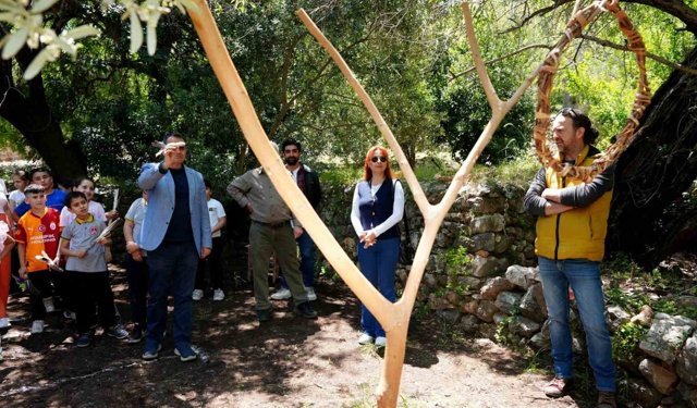 Alanya'da Hıdırellez coşkusu: Çocuklar geleneksel oyunlarla baharı karşıladı