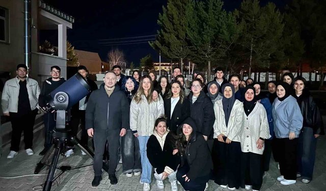 Astronomi Kulübü üç gün süren gökyüzü gözlemi düzenledi