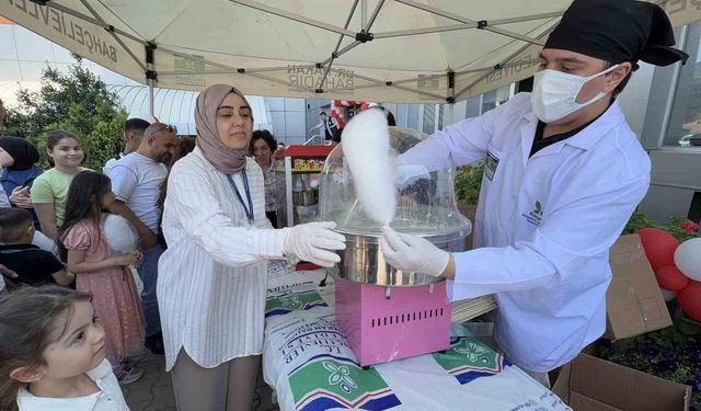 Bahçelievler'de geleneksel bayramlaşma programında eski bayramlar yaşatıldı