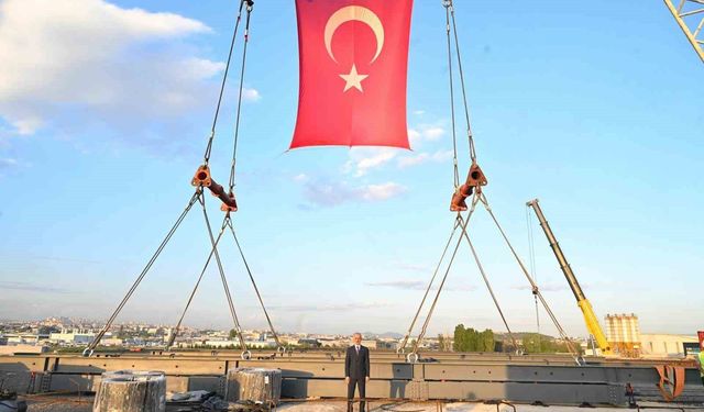 Bakan Uraloğlu: '(Etimesgut Havalimanı) 2 bin 450 metre uzunluğundaki pisti 3 bin metreye uzatıyoruz'