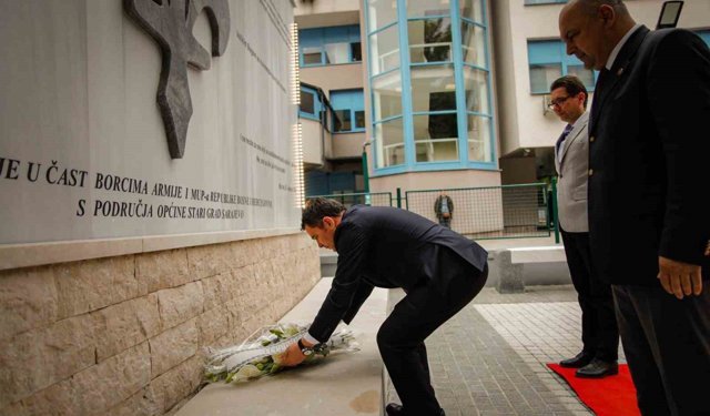 Başkan Aydın'dan Saraybosna'da anlamlı temas
