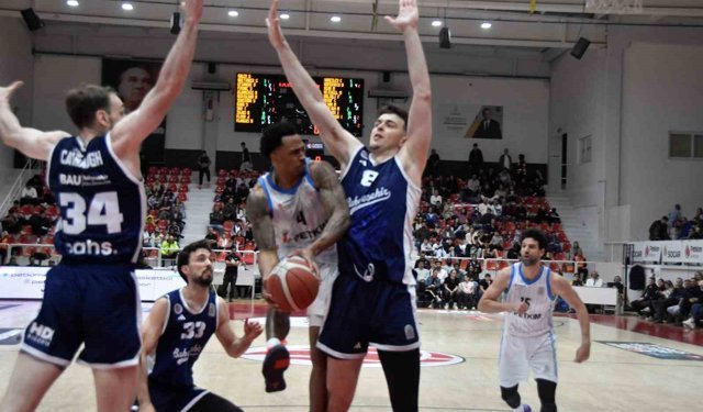 Basketbol Süper Ligi: Aliağa Petkimspor: 76 - Bahçeşehir Koleji: 95