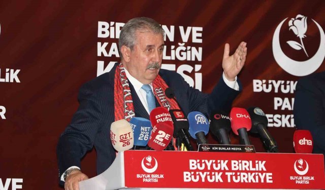 BBP Genel Başkanı Destici: 'Böyle giderse, nüfusumuz 50 milyonun altına düşer'