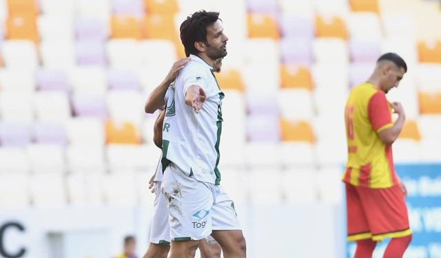 Bursaspor'da kaptan veda etti; Muhammet Demir ile yollar ayrıldı