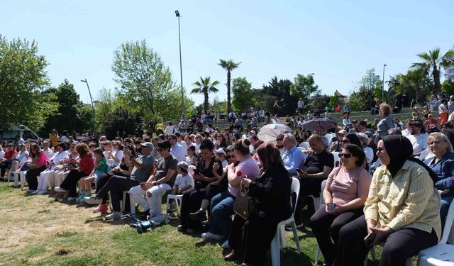 Büyükçekmece'de Anneler Günü Konseri, renkli görüntülere sahne oldu