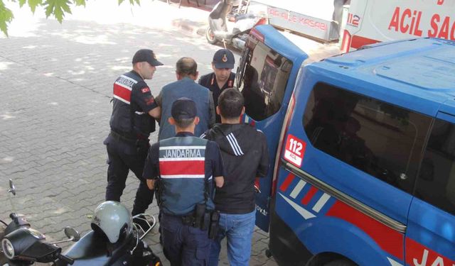Çanakkale'de 40 yıldır beraber yaşadığı kadını döverek öldürdüğü iddiası