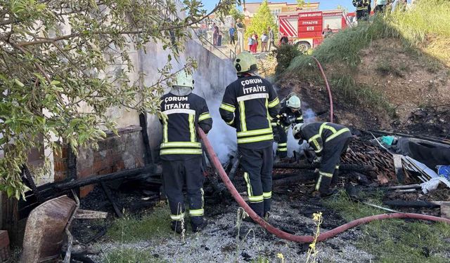 Çorum'da apartmanın tandırlığında çıkan yangın korkuttu
