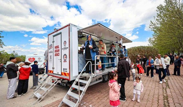 Denizli Büyükşehirin mobil ikram filosu güçlendi