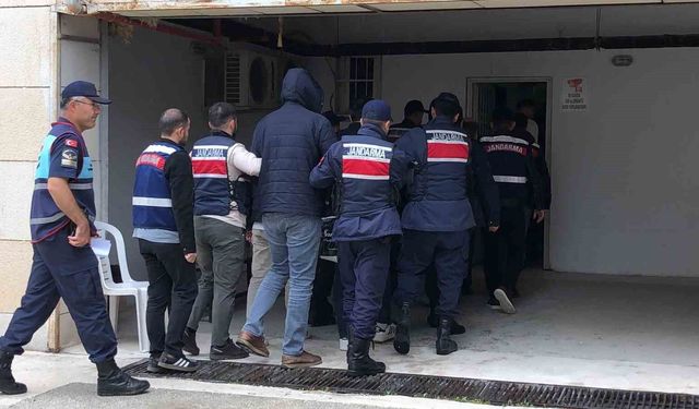 Elazığ'da özel sağlık kuruluşlarına operasyon: 9 şüpheli tutuklandı