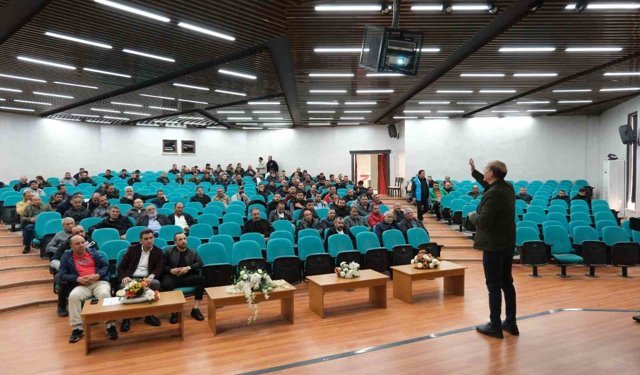 Erzincan Belediyesi personeline güvenli sürüş eğitimi