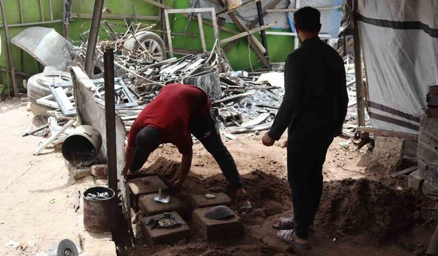 Gazzeli mühendis Al-Batsh, alüminyumu eriterek araç ve jeneratör parçası üretiyor