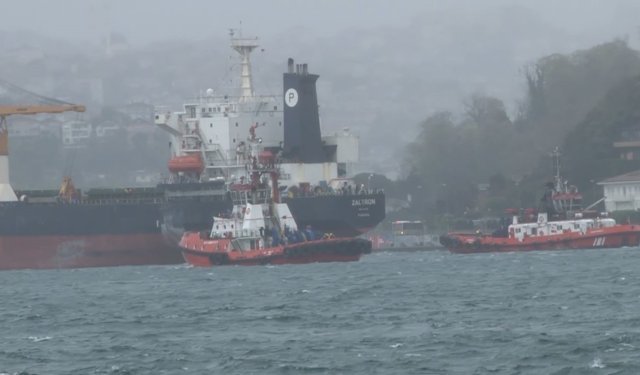İstanbul Boğazı'nda arıza yapan gemi kurtarıldı