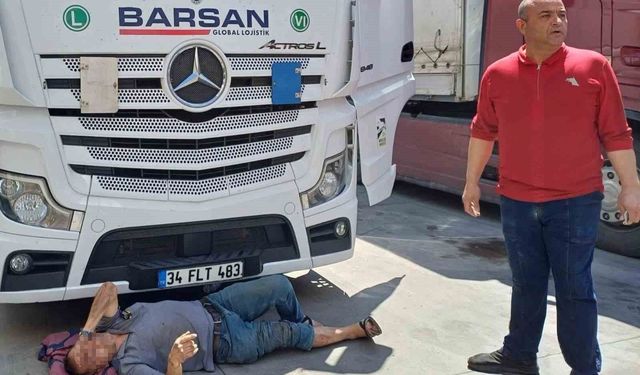 Kapıkule'de tırın çarptığı yaya yaralandı