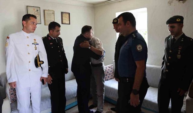 Kaymakam Acar gazilerle ve şehit aileleriyle bir araya gelerek bayramlaştı