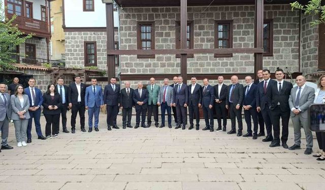 Kayseri Belediye Başkanı Büyükkılıç: '2027 TÜRKSOY Kültür Başkenti olma unvanını almış olduk, Kayserimiz bir adım daha ön plana çıktı'