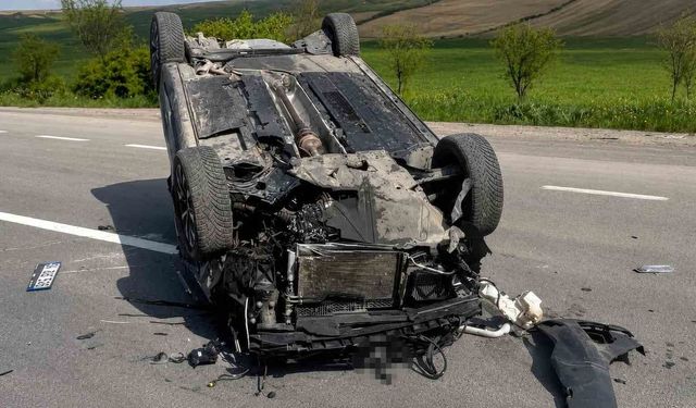 Kırıkkale'de kontrolden çıkan otomobil takla attı: 1 yaralı