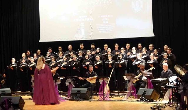 MSKÜ'de 'Birliğimiz dirliğimiz türkülerimiz' konseri beğeni topladı