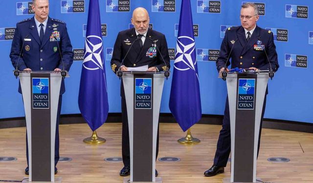 NATO Askeri Komite Başkanı Dragone: 'Avrupa Ordusu diye bir şey düşünülemez'