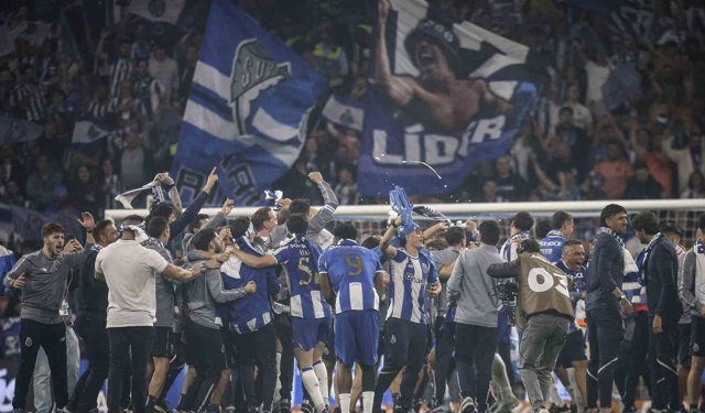 Portekiz'de şampiyon Porto
