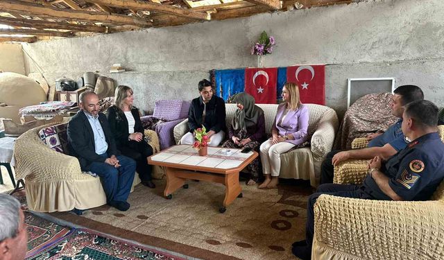 Refiye anne bayramda yalnız kalmadı