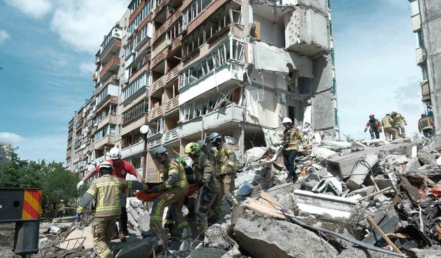 Rusya'nın Kiev'e yönelik saldırısında ölü sayısı 8'e yükseldi