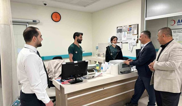 Sağlık-Sen Şırnak Şubesi'nden sağlık çalışanlarına bayram sürprizi