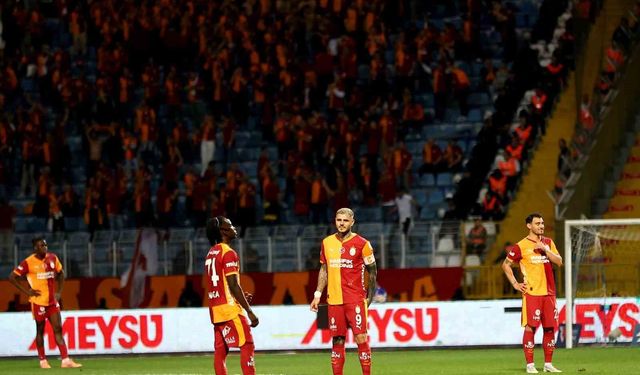 Şampiyon Galatasaray sezonu mağlubiyetle tamamladı