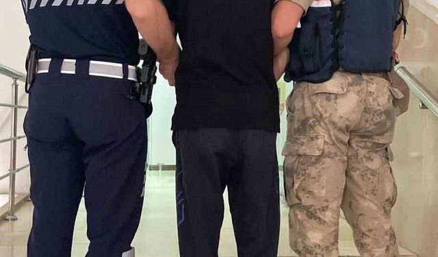 Şanlıurfa'da kesinleşmiş hapis cezası bulunan 2 hükümlü yakalandı