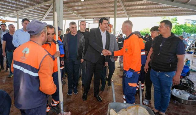 Şehitkamil'de bayram boyunca hummalı temizlik mesaisi