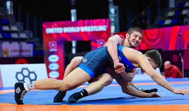 U17 Avrupa Güreş Şampiyonası'nda Cemal Yiğit Purcu bronz madalya kazandı