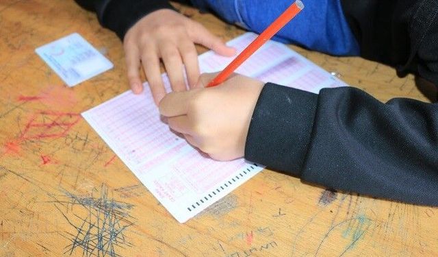 2 bin 451 öğrenci LGS'de ter dökecek