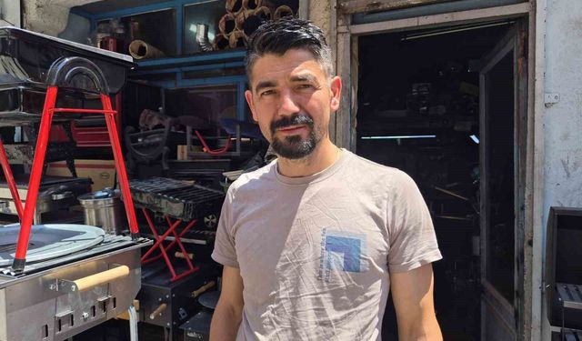 30 yıldır soba, mangal ve barbekü üretimi yapıyor
