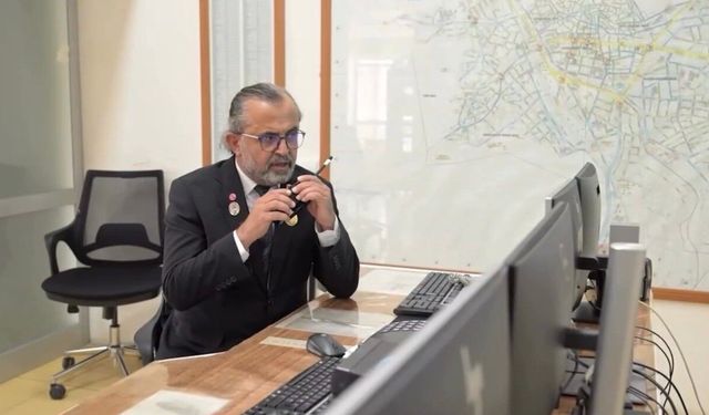 34 yıllık polis memuru meslektaşlarına telsizden veda etti