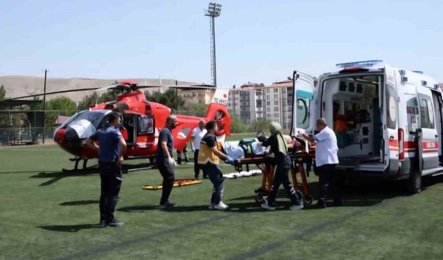 84 yaşındaki hasta ambulans helikopterle Malatya'ya getirildi