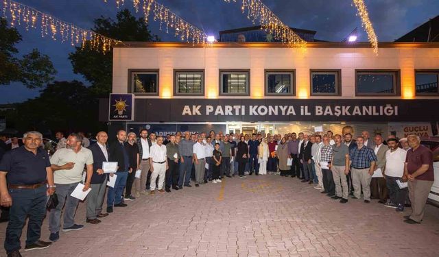 AK Parti Konya'da merkez ilçe mahalle başkanlarıyla istişare toplantısı